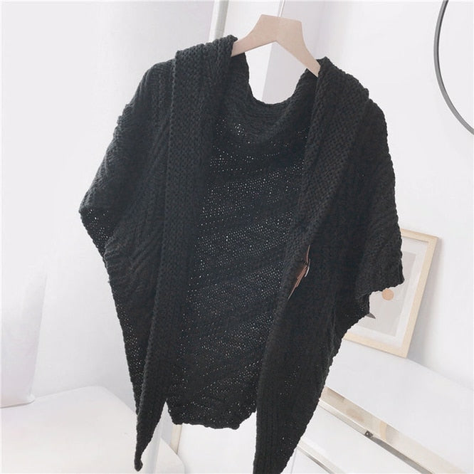 CozyGlam - Driehoekige Toga met gesp