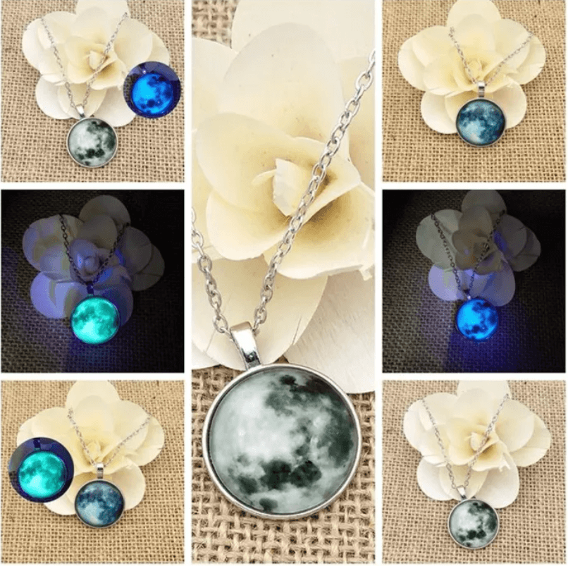 to the moon - Glow in the dark maanketting