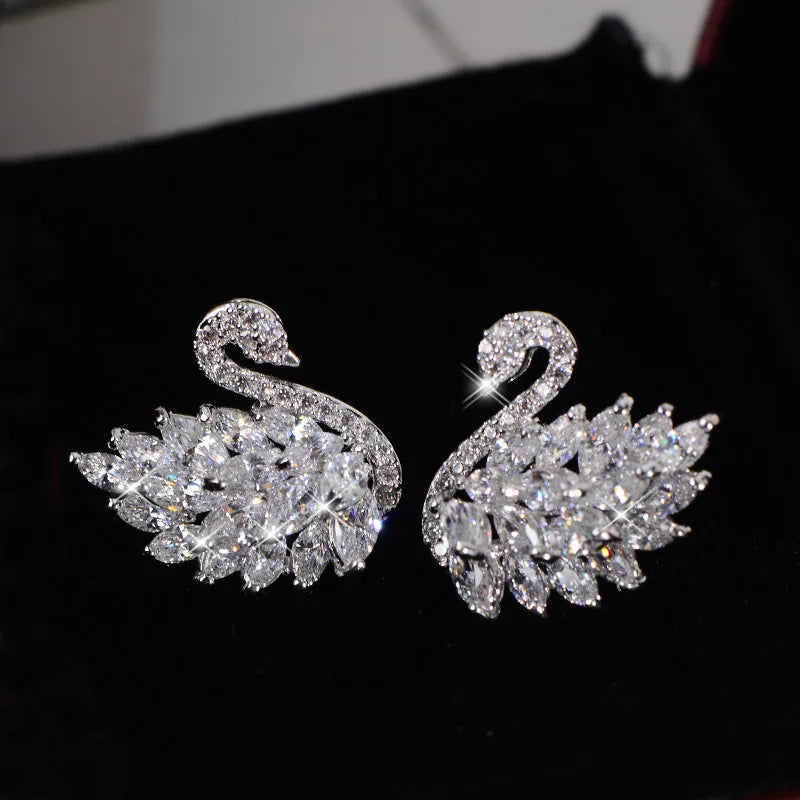 Elegante Statement Oorbellen Dames met Strass - Uniek Dierlijk Ontwerp en Lichtgewicht Sieraden 0