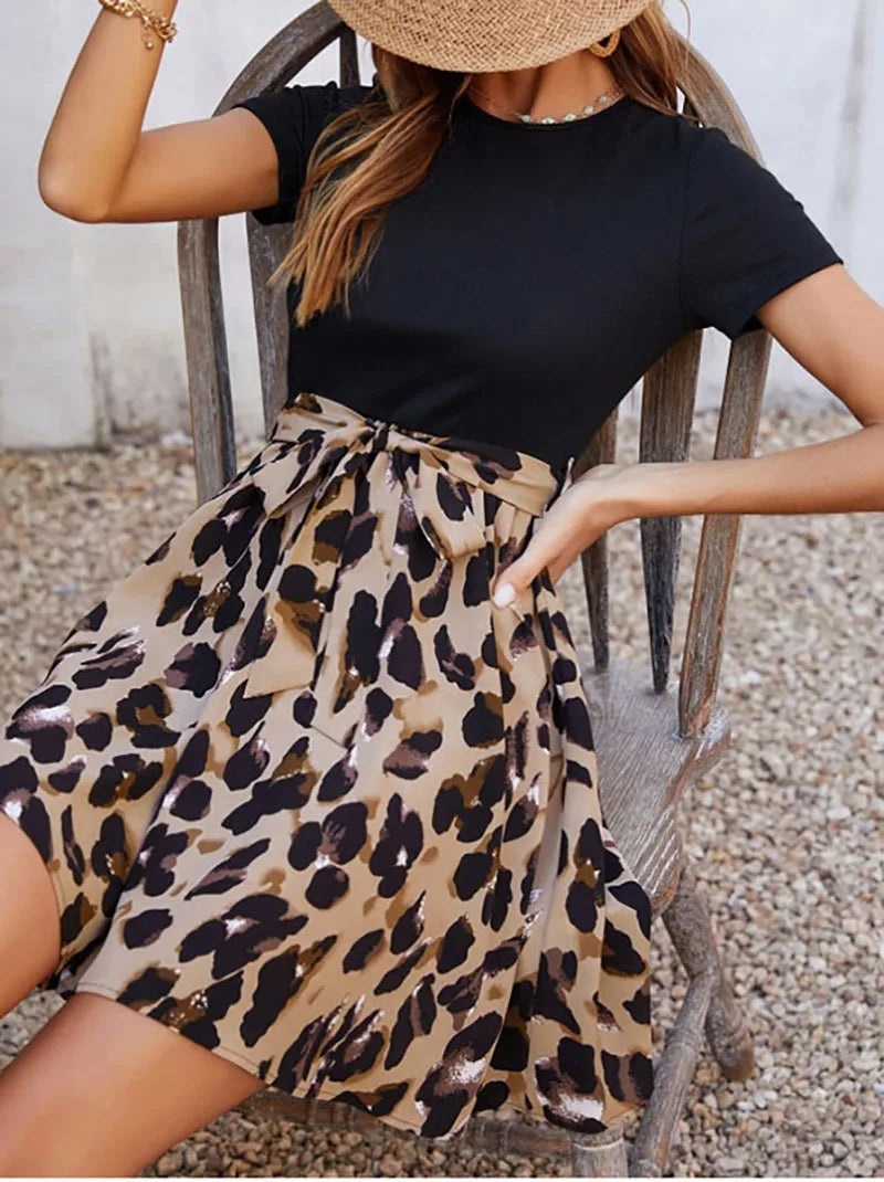 Mini Jurk met Luipaardprint voor Vrouwen – Korte Mouwen en Ronde Hals in 3 Kleuren-3