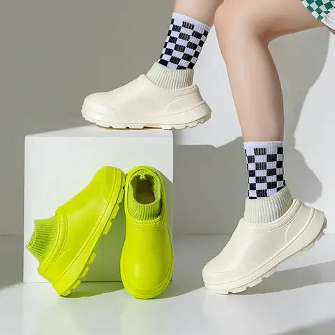 Antislip Cloud Crocs - Dagelijkse luxe voor je voeten.